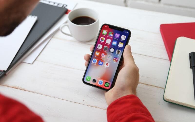 How do I get a prepaid sim card in the Netherlands?