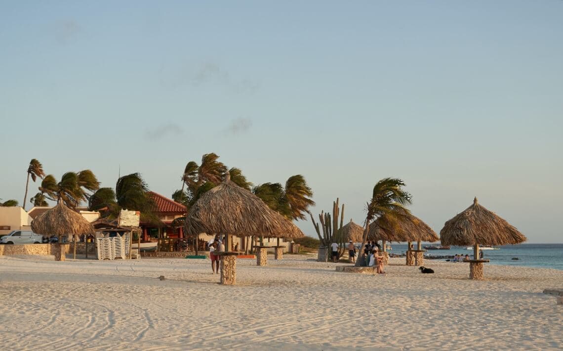 Aruba Airport to Noord