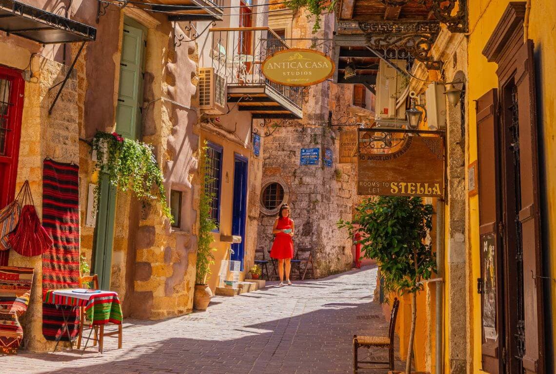 How to get from Chania Airport to Chania Town?