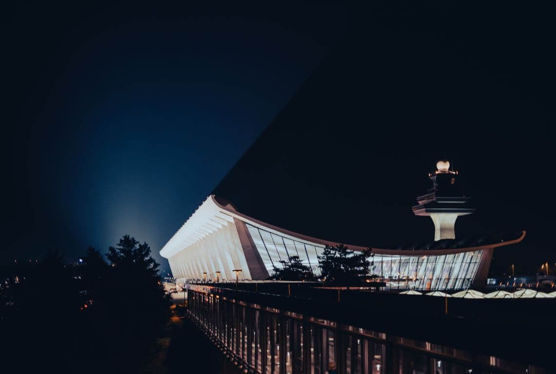 How to Get from Dulles Airport to Washington DC?