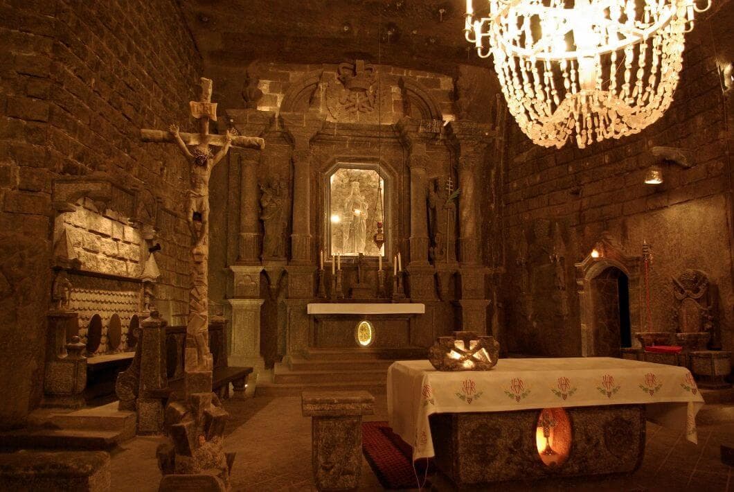 How to get from Nearest Airports to Wieliczka?
