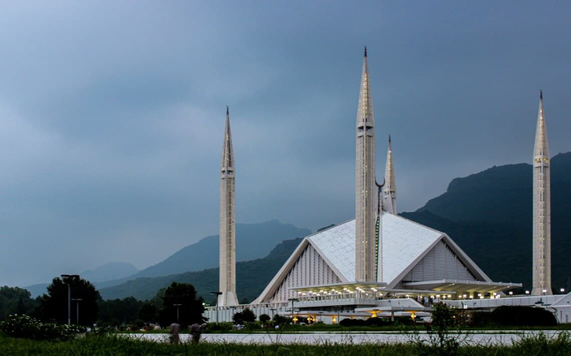Islamabad Airport to City Centre