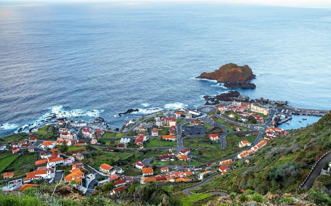Madeira Airport to Porto Moniz