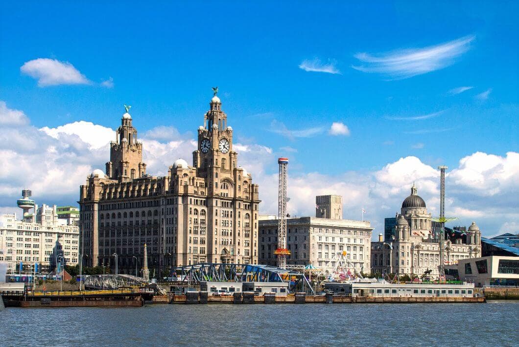 Manchester Flughafen nach Liverpool