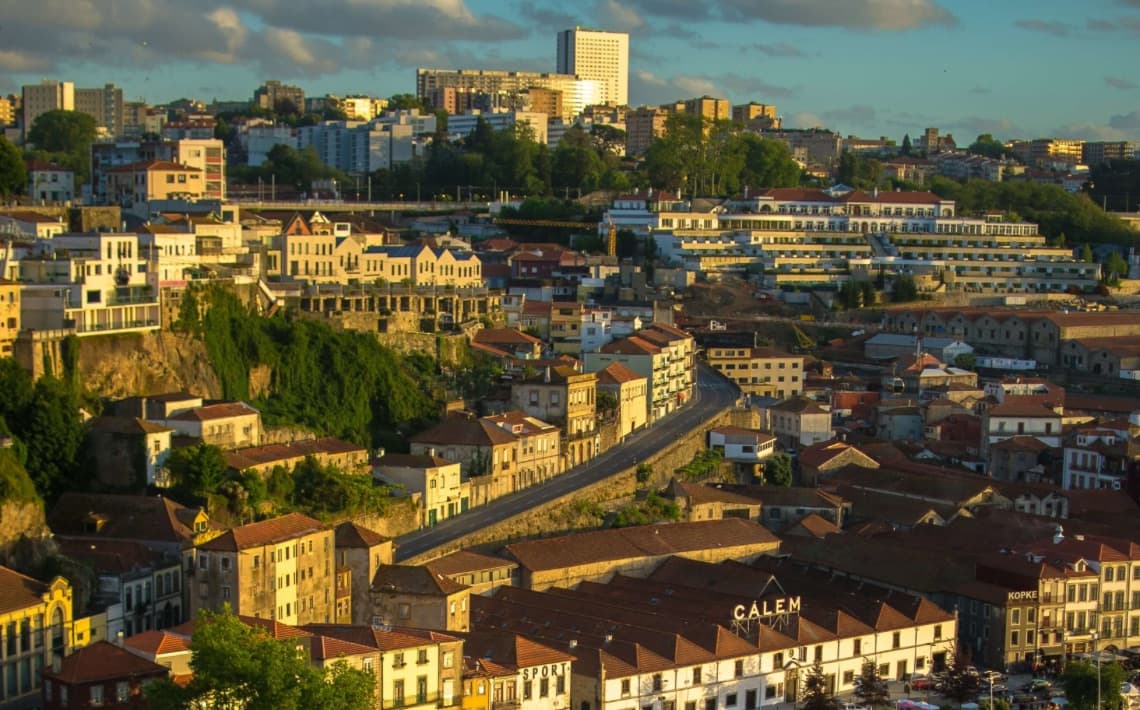 Porto Airport to Vila Nova de Gaia