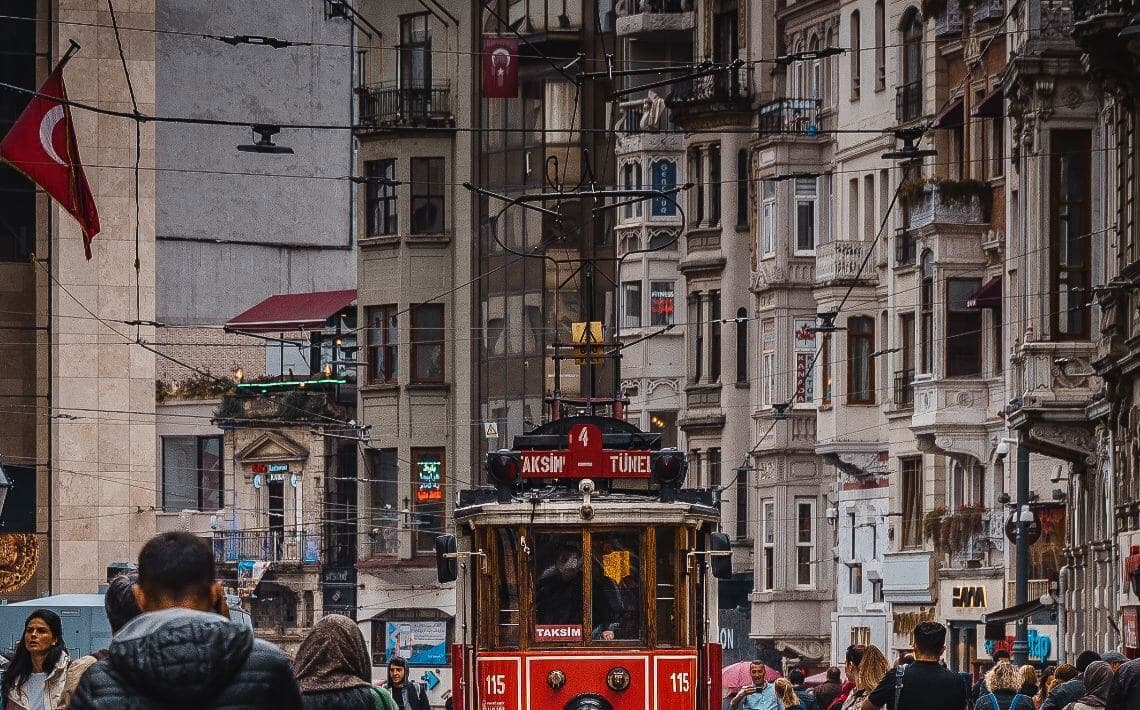 Sabiha Gökçen Flughafen nach Taksim