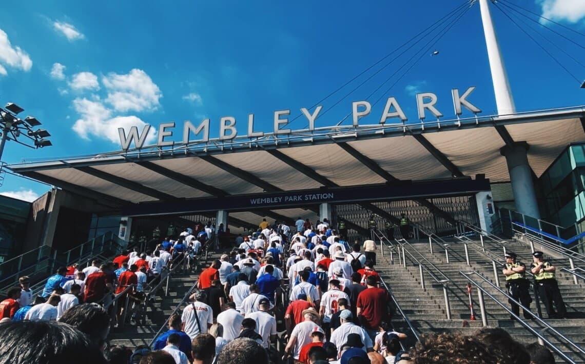 Stansted Airport to Wembley Stadium