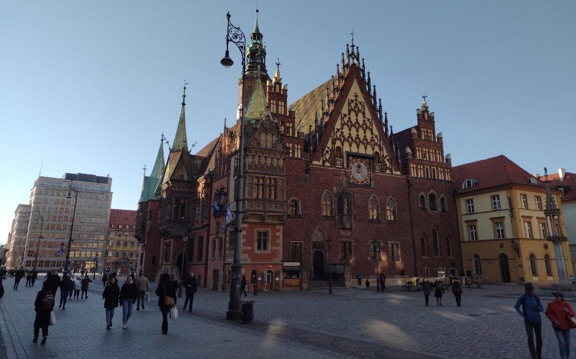 Wroclaw Airport to Wroclaw Old Town