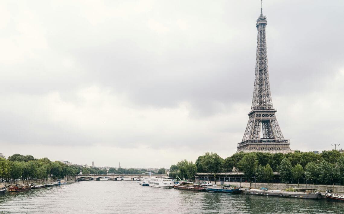 Aeropuerto de París Charles de Gaulle a la Torre Eiffel
