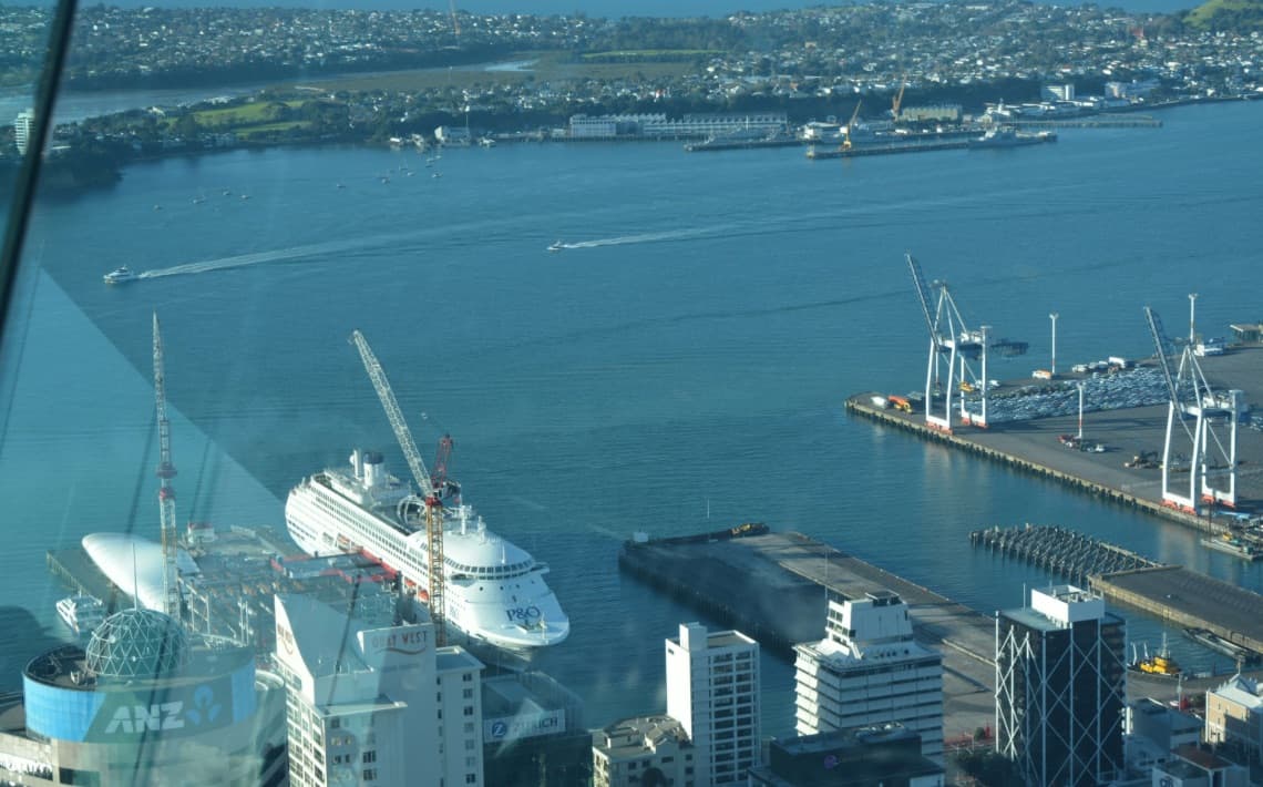 Auckland Airport to Cruise Ship Terminal