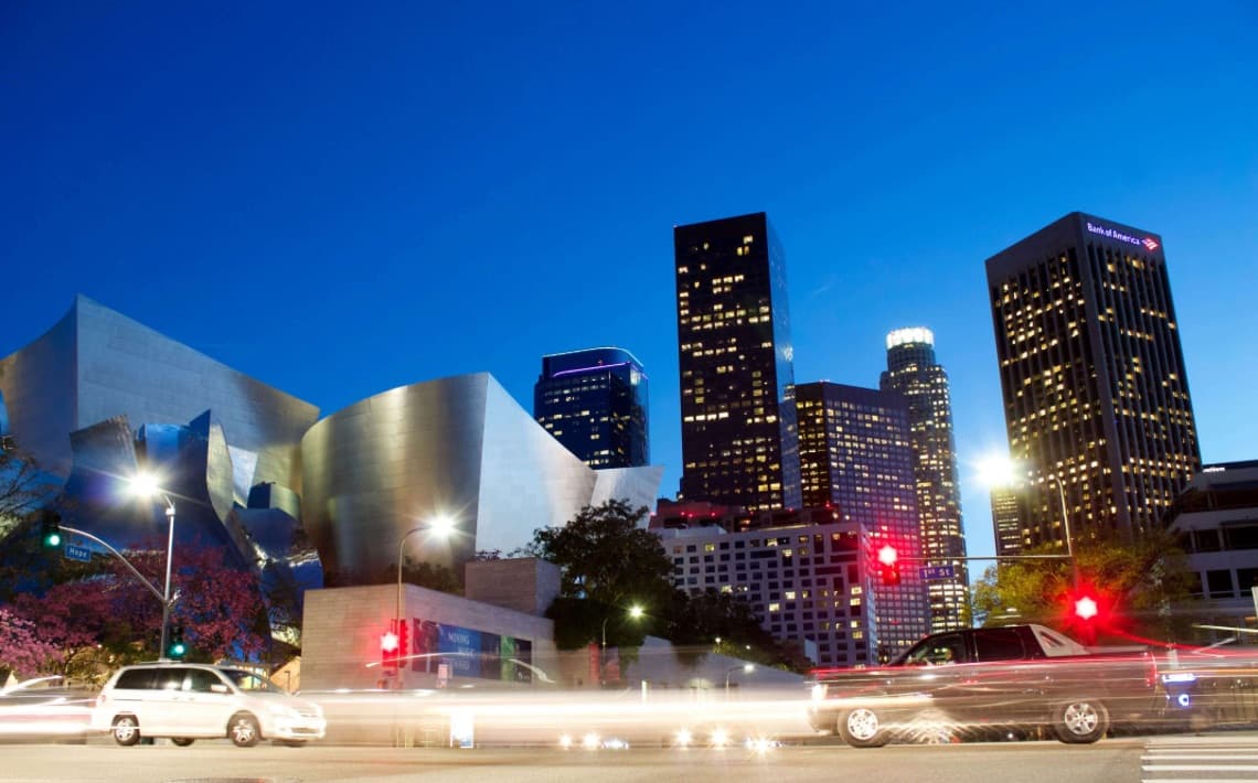 ¿Cómo llegar desde los centros comerciales de Los Ángeles a los aeropuertos de Los Ángeles?