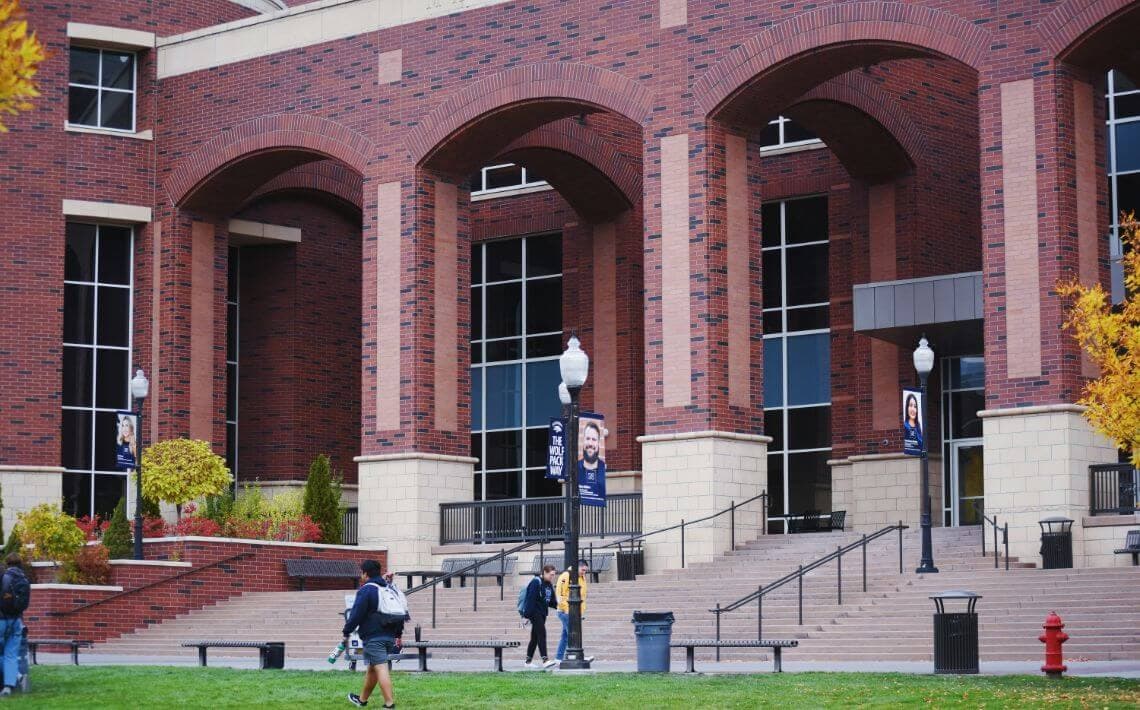 Charlottesville Airport to Virginia University of Virginia