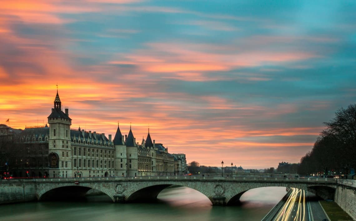 8 Plus Beaux Villages de France
