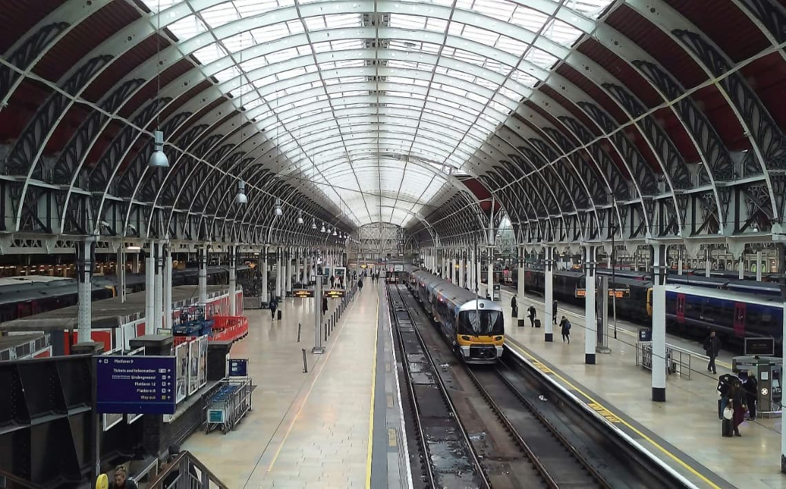 London Gatwick Airport to Paddington Station