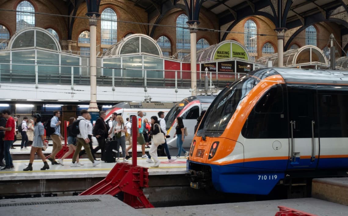 London Stansted Airport to Victoria Station