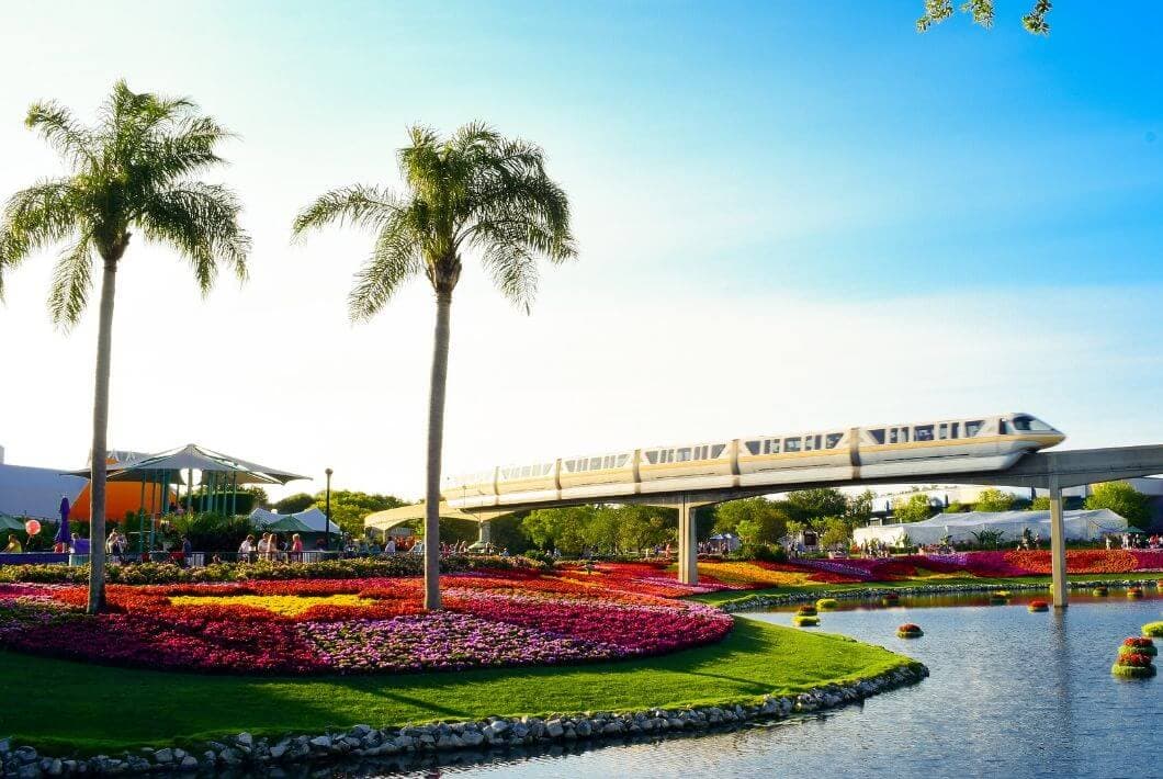 Melbourne Orlando Airport to Orlando International Airport