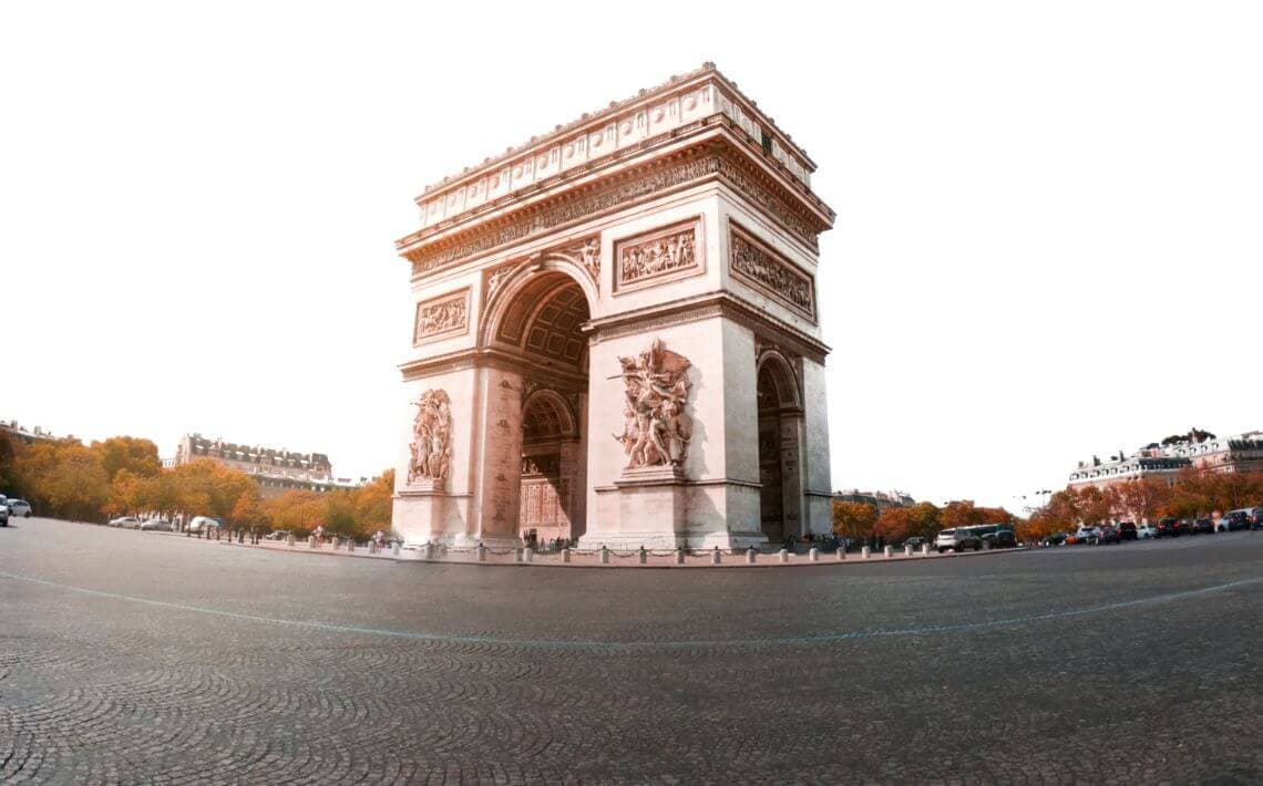 Paris Charles de Gaulle Airport to Le Mans