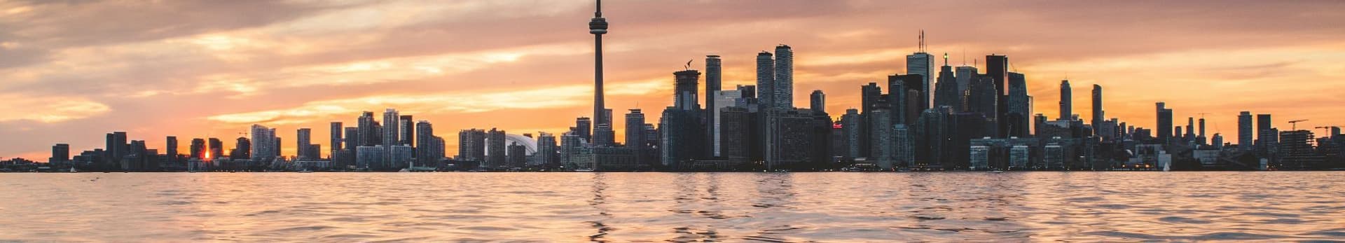 Getting to Toronto Pearson from Downtown: Your Options